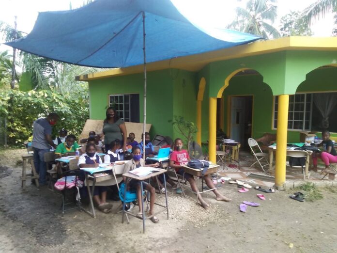 school school
