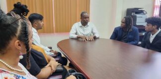 Konris Maynard, met with members of the St Kitts and Nevis Robotics Team today. The team will be travelling to Geneva, Switzerland, to compete in the ‘First Global Robotics Olympics Challenge’.