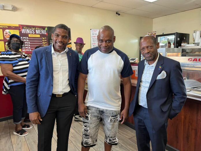 332000505_435123378792251_4089869418018221739_n PM Terrance Drew meets SKN nationals in Diaspora in Miami, shares glimpses, Image Courtesy: Facebook