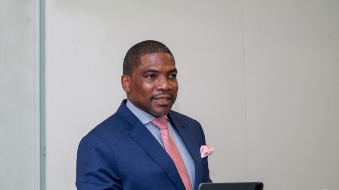 PM Terrance Drew meets Nursing Fraternity indulges in critical discussions