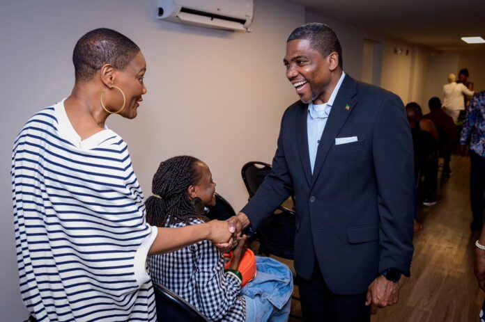 341855483_752074123190248_7312218303865014123_n PM Terrance Drew shares delight on interacting with Diaspora members in Washington, Image Courtesy: Facebook