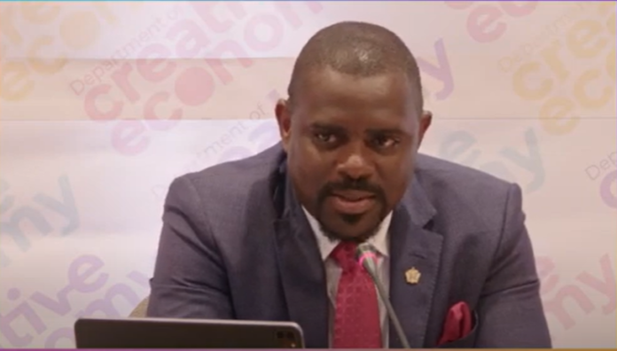 Minister Samal Duggins amazed by achievements of the Ministry of Small Business,image : facebook