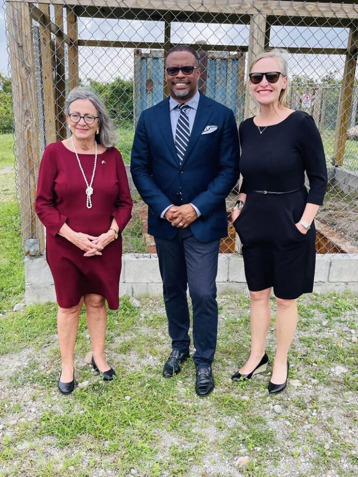 367706374_10162940090241102_7080018800453593003_n Premier Mark Brantley meets US Amb Linda Taglialatela, Image: facebook