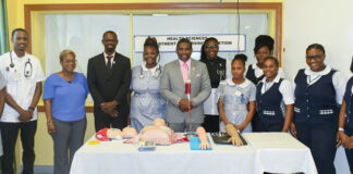 PM Drew with the training nurses as CFBC, Image: facebook, Dr Terrance Drew