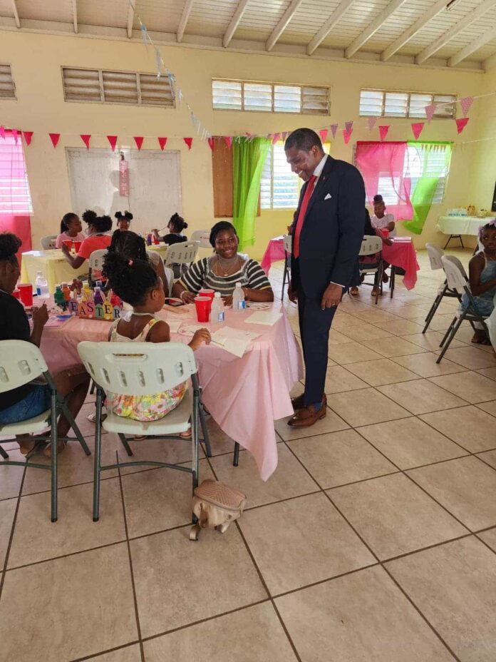 435683465_822241829924130_496996390341655316_n PM Terrance Drew visits St Peter's, checks on community, Image: facebook