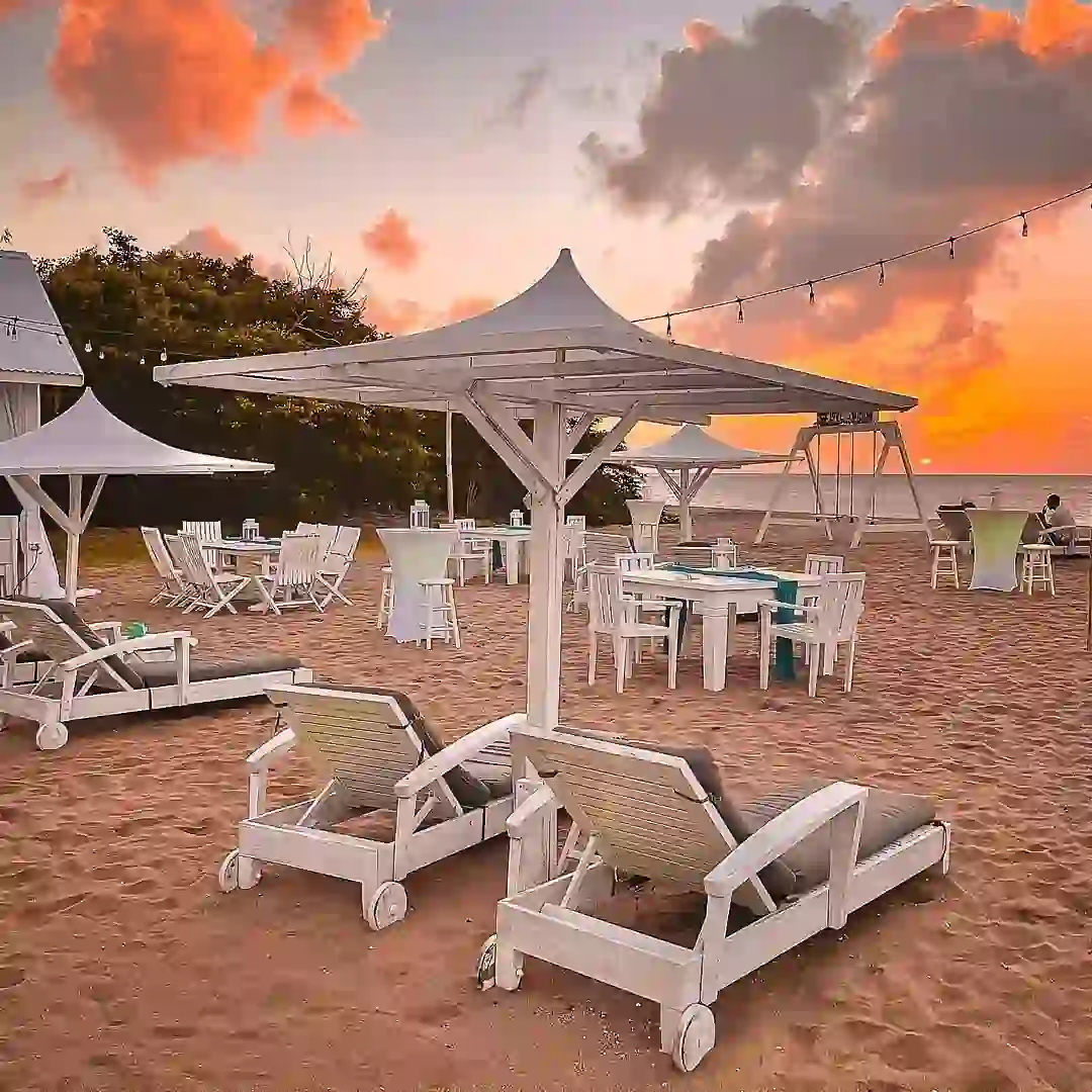 A perfect sunset view at Chrishi Beach Club. (Credits: Nevis Tourism Authority, Facebook)