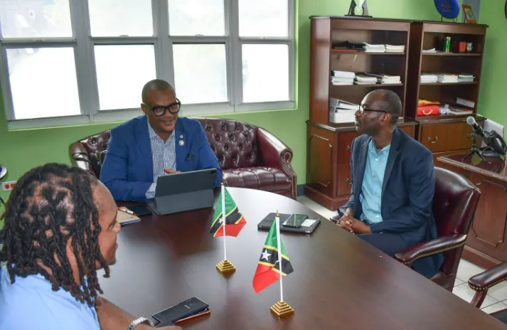 Glimpse of meeting between UWI Five Islands Principal Robinson and Hanley. (Credits: St.Kitts and Nevis Information Service - SKNIS, Facebook)