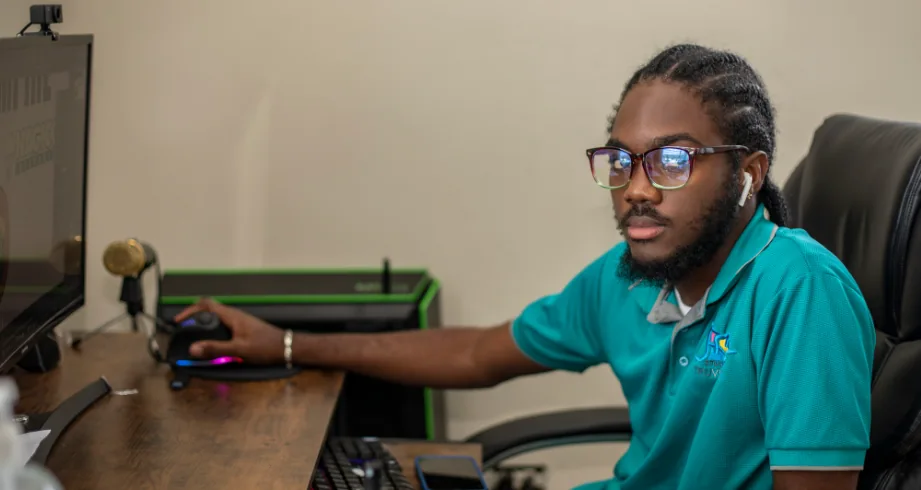 Providing employment and training to young people. (Credits: Shadan Production, Facebook)