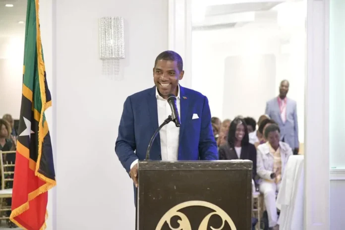 PM Drew Engages with Nationals at Independence Diaspora Dialogue. Credits: SKNIS.