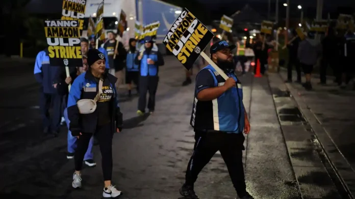 Amazon workers on strike just days before Christmas Amazon workers on strike just days before Christmas