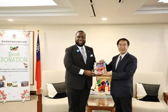 St. Kitts and Nevis’ Embassy Donates Books to Sister City Tainan